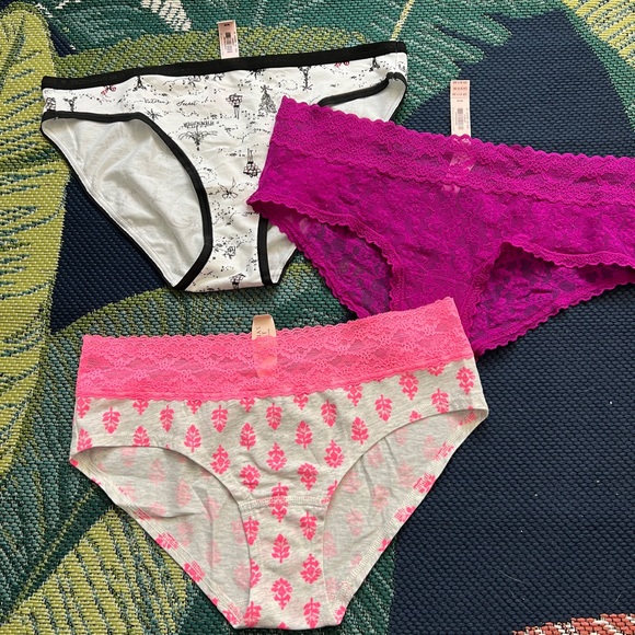 Victoria's Secret Intimates & Sleepwear Bnwt Set Of Victorias